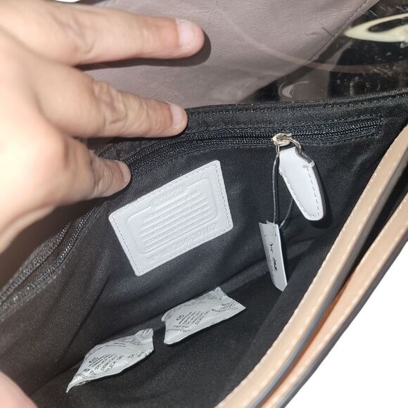 COACH 2013 BLEEKER MIXED MEDIA CLUTCH NWT And DUST BAG - Picture 8 of 13